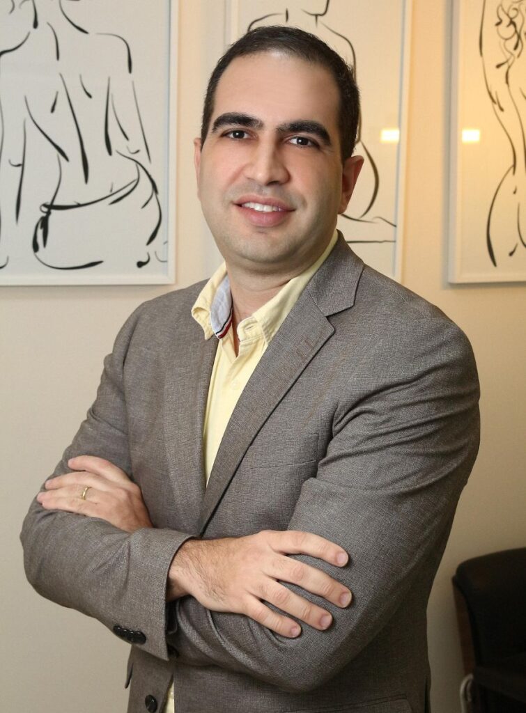 Dr-Fillipe-Machado-Cirurgiao-Plastico-Feira-de-Santana